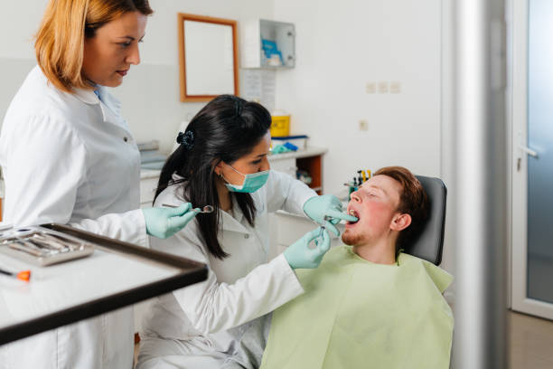 Best Emergency Treatment for Oral Infections in Apollo Beach, FL